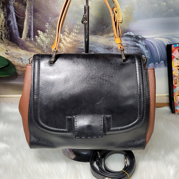 Fendi Silvana - Picture 2 of 6